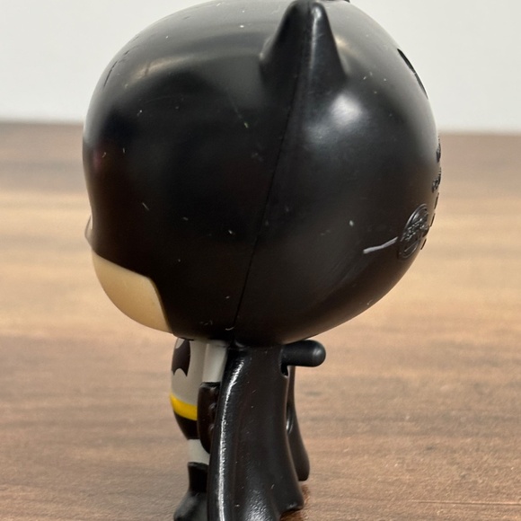 BATMAN Burger King Kids Meal Toy DC Justice League 2020 pop Figure - Picture 3 of 8